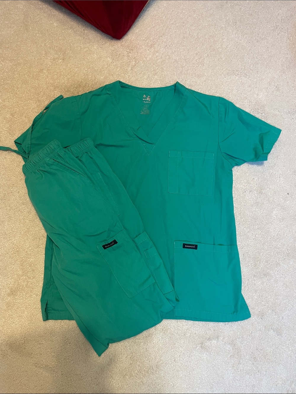 Dagacci cargo scrub set